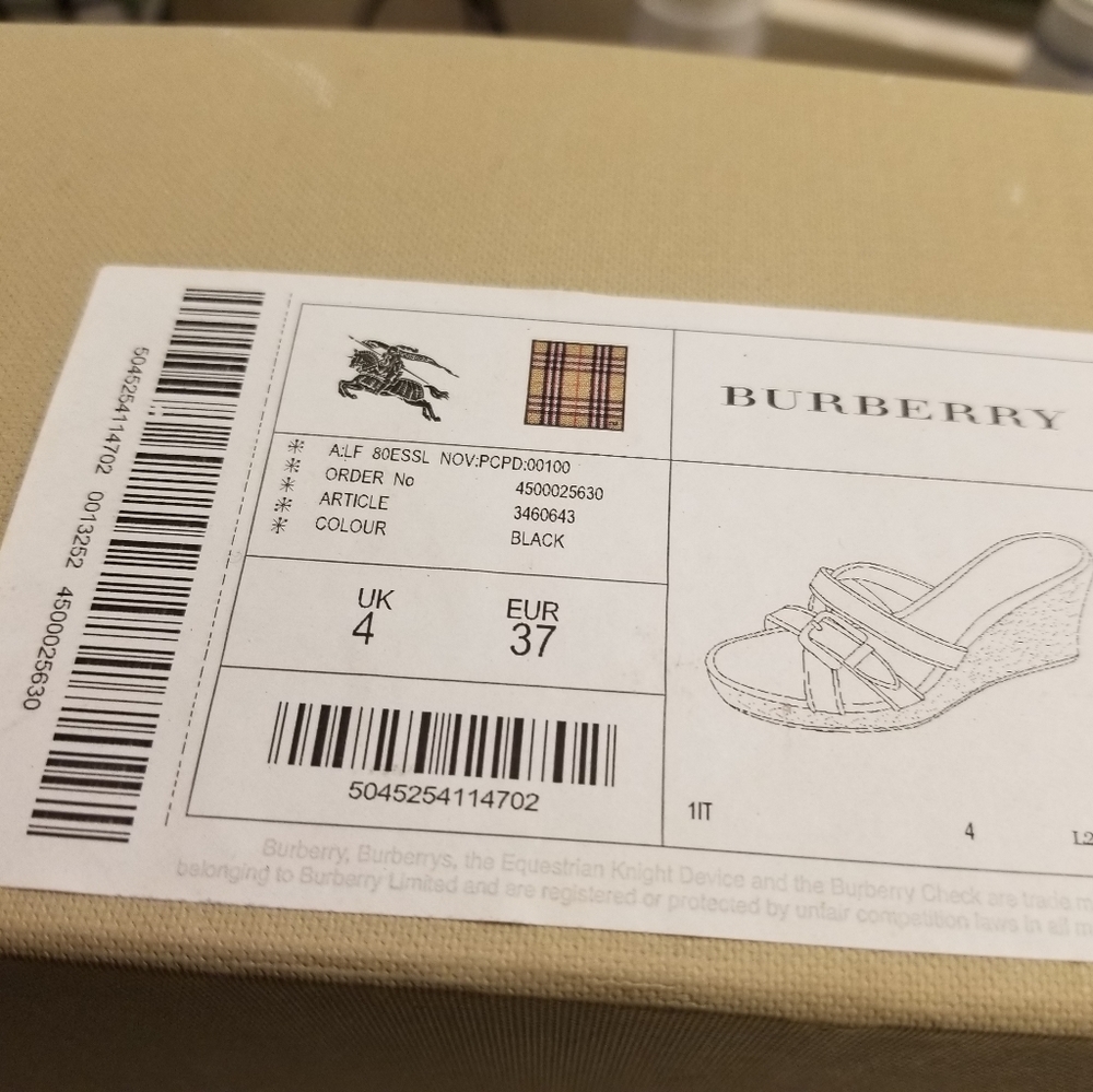 Burberry Espadrilles - Picture 2 of 4